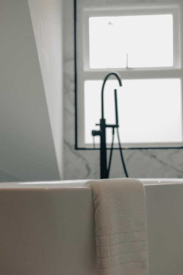 Ty Belgrave Apartment อาเบอรีสวิท ภายนอก รูปภาพ