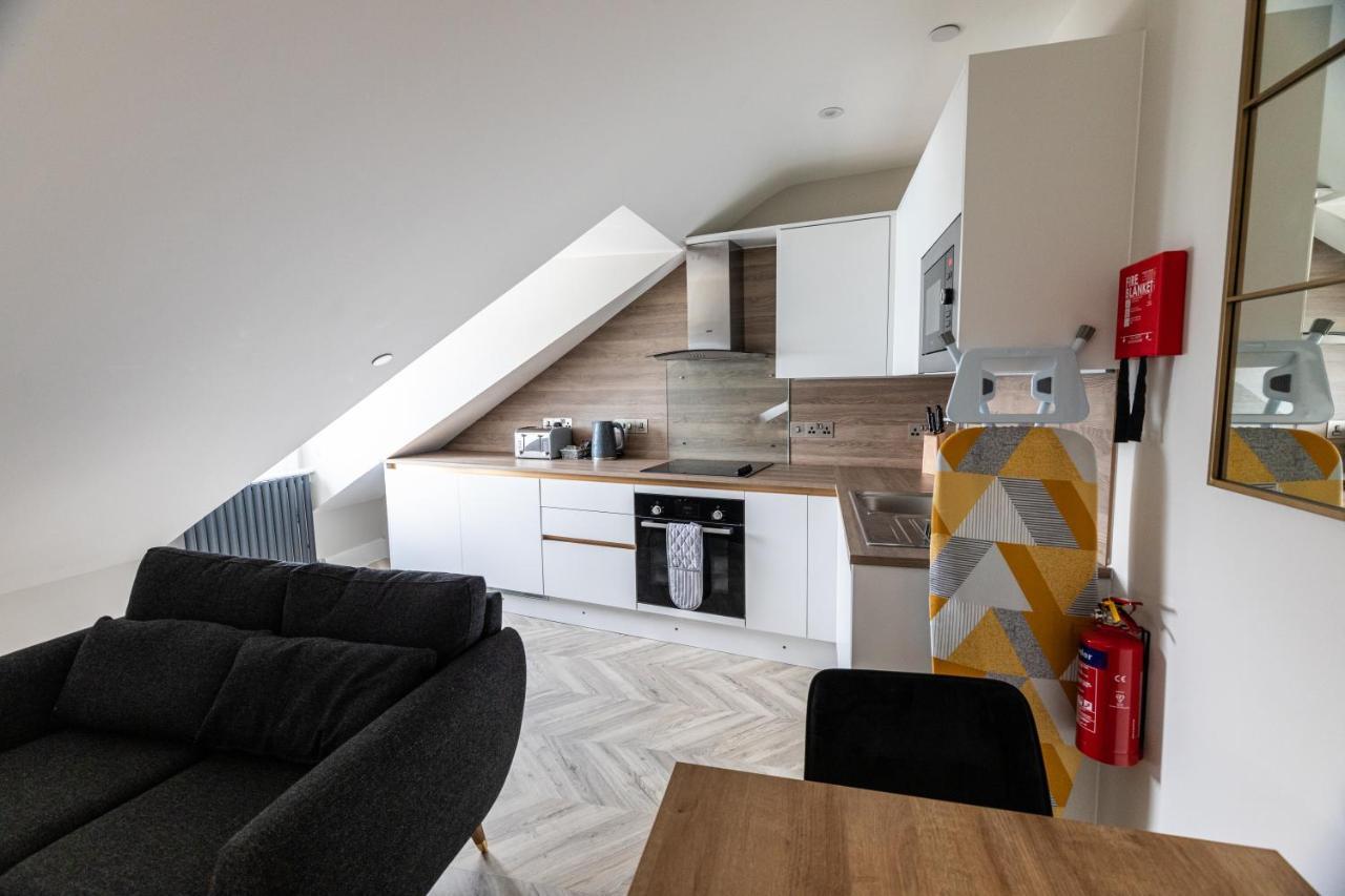 Ty Belgrave Apartment อาเบอรีสวิท ภายนอก รูปภาพ