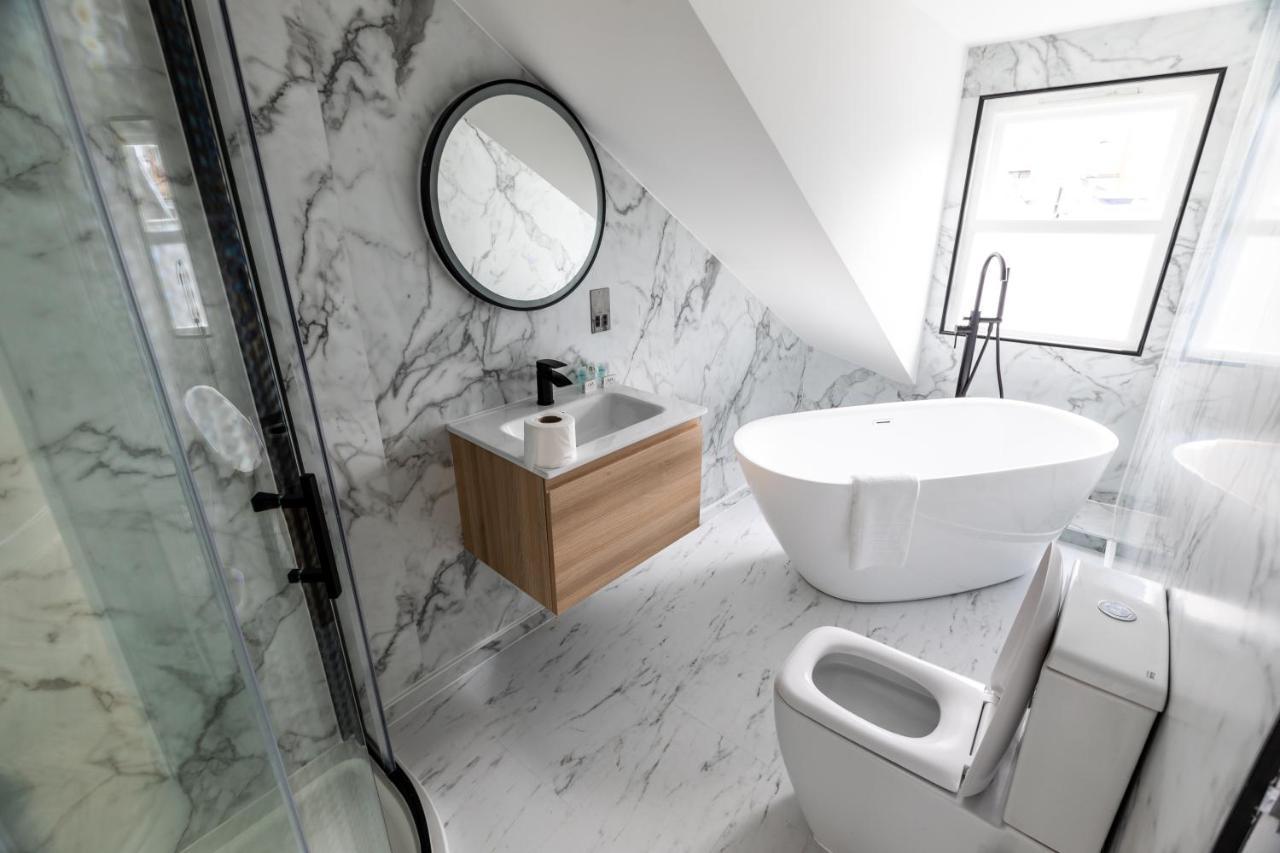 Ty Belgrave Apartment อาเบอรีสวิท ภายนอก รูปภาพ